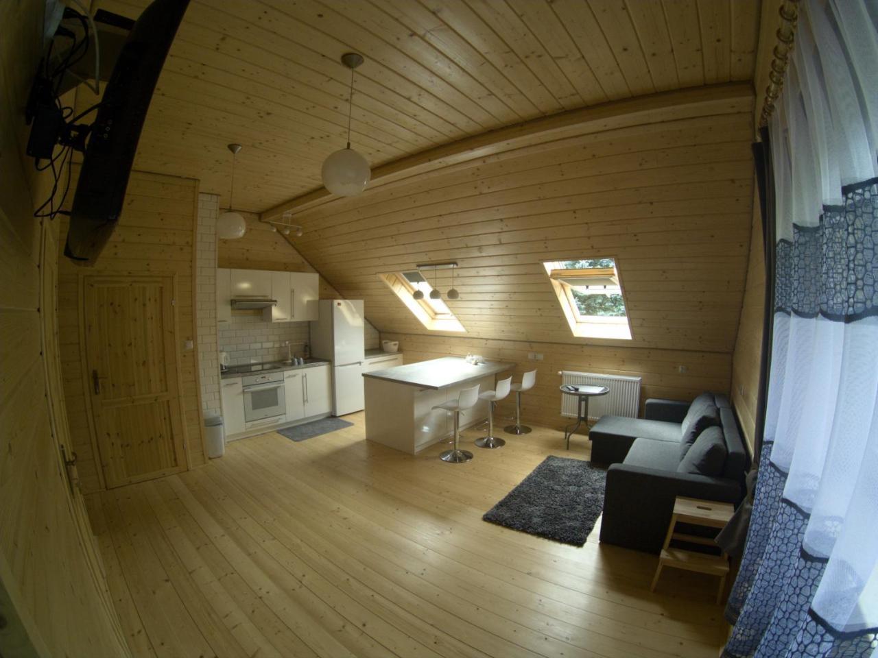 Apartament Pod Kogutkiem Uscie Gorlickie Eksteriør billede